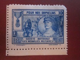 érinophilie Pour Nos Orphelins Société Nationale Des Médaillés Militaires République Française —>vignette Neuve SG (*) - Military Heritage