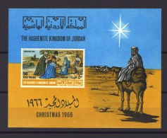 B 1004  -  Jordanie  -  Blocs :    Mi  37  **  Noël - Jordanie