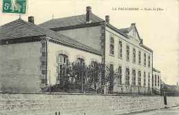 Loire -ref A144- La Pacaudiere - Ecole De Filles  - Carte Bon Etat  - - La Pacaudiere