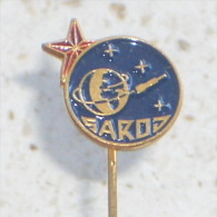 SAROJ - Space * Yugoslavian Old Pin * Badge Espace Cosmos Universe Univers Weltall Universum Universo - Spazio