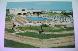 CROTONE VILLAGGIO LE CASTELLA PISCINA   CALABRIA   NON VIAGGIATA  COME DA FOTO - Crotone