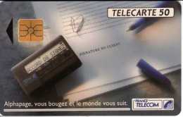 France : Alphapage, Vous Bougez Et Le Monde Vous Suit. 03.92 Tirage 2 000 000 - Telefone