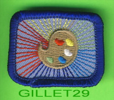 SCOUTISME ÉCUSSON EN TISSU, SCOUT - PALETTE DE PEINTURE - - Scoutisme