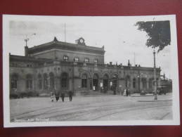 AK DESSAU Bahnhof Ca.1940 // D*8055 - Dessau
