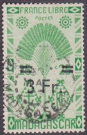 Madagascar Obl. N° 295 - De La Série De Londres Surchargé 3f Sur 25c Vert-jaune - Oblitérés