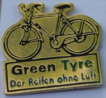 GREEN TYRE - DER REIFEN OHNE LUFT - VELO  - CYCLISME - CYCLISTE -     (VELO) - Cycling