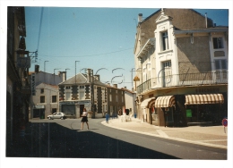 Gencay (86) :  Photo Projet CP GF Le Magasin De Plomberie "Durot" Pris Du Café Restaurant   En 1995 (animé) RARE. - Gencay