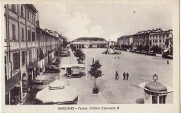 PIEMONTE CUNEO SAVIGLIANO PIAZZA VITTORIO EMANUELE I.  ED.BRUNO G. ,1943.-XXI. CARTOLINA - Cuneo