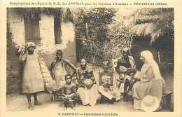 Juin13 755 : Dahomey  -  Catéchisme  -  Soeurs ND Apôtres - Benín