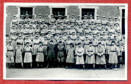 Carte Photo : 57 - Metz : 151 ème Régiment D'Infanterie 97 Cie - Bleus Et Anciens En Novembre 1931  Posant - Régiments