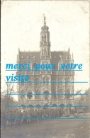 Cp Belgique AUDENARDE Grande Place Hotel De Ville Bombardé Groupe De Soldats Prisonniers ?( Habitation ) Guerre 1914.18 - Oudenaarde