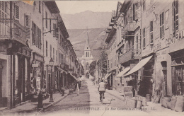 ¤¤  10 - ALBERTVILLE  -  La Rue Gambetta Et L'église - Epicerie Central   ¤¤ - Albertville