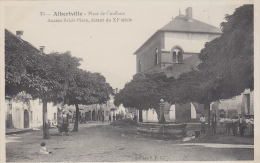 ¤¤  35  - ALBERTVILLE  -  Place De Conflans - Ancien Palais Pisan , Datant Du XIè Siècle    ¤&curre - Albertville