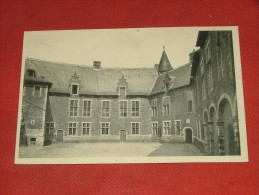 SINT-PIETERS-RODE -  RHODE-SAINT-PIERRE  -  Le Château, Cour D´honneur - Holsbeek