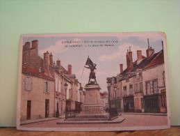 JARGEAU (LOIRET) LES COMMERCES. LES MAGASINS. JEANNE D'ARC. LA PLACE DU MARTROI. - Jargeau