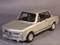 Burago 18-43200, BMW 2002 Tii, 1972, 1:32 - Scale 1:32