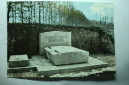 D 38 - Brangues - Tombe De M. Claudel - Brangues