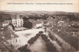 Meursault (21 ) La Place De L'Hôtel De Ville - Meursault