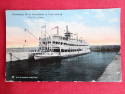 Keokuk,IA--Mississippi River Steamboat In New Lock--not Mailed--PJ 124 - Autres & Non Classés