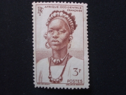 A . O . F .   *  *  De  1948    "     T . P De 1947  Sans Inscription TOGO   "     N° 44          1 Val . - Unused Stamps