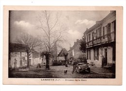 CPA - LEMBEYE - CARTE ANIMEE - VOITURE DE L'EPOQUE -  AVENUE DE LA GARE  - HOTEL PELERIN -13.59 - Lembeye