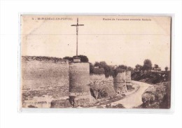 86 MIREBEAU EN POITOU Remparts, Restes Ancienne Enceinte Féodale, Calvaire, Croix De Mission, Ed Navrancourt 4, 190? - Mirebeau