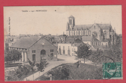 MONTAIGU --> Vue Générale Et L'Eglise Saint-Jean-Baptiste - Montaigu