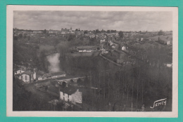 MORTAGNE SUR SEVRE --> Vue Générale. Le Pont Sur La Sévre - Mortagne Sur Sevre