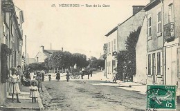 Juin13 1326 : Nérondes  -  Rue De La Gare - Nérondes