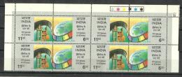 INDIA, 1995, Centenary Of Cinema,Film Reel And Early Equipment And Globe, Setenant, 2 V, Block Of 4, T/Ls,MNH, (**) - Ungebraucht