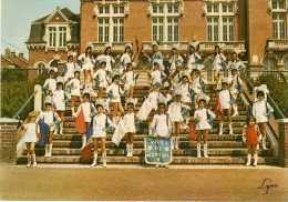 MOREUIL  Majorettes " Etoiles De Moreuil " - Moreuil