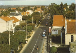 COMBS-LA-VILLE AVENUE DE LA REPUBLIQUE  BELLE VUE GENERALE AERIENNE  CARTE ANIMEE Cpsm - Combs La Ville