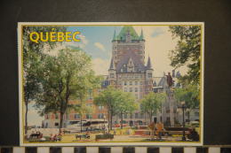 CANADA  QUEBEC LA PLACE D'ARMES ET LE CHATEAU FRONTENAC   VOYAGEE 1995 - Québec - Château Frontenac