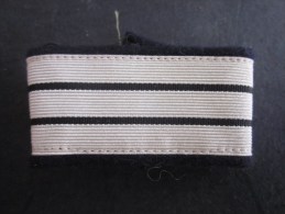 MILITARIA: Grade écusson En Tissu De L'armée Française (Marine)--> A Identifier - Ecussons Tissu