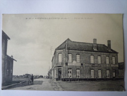 AVESNES-le-COMTE  (Pas-de-Calais)  :  Place De La  GARE - Avesnes Le Comte