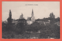 LE POIROUX --> Vue Générale. L´église - La Mothe Achard