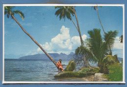 Océanie - TAHITI -- Guitariste Tahitienne Sur La Plage - Tahiti
