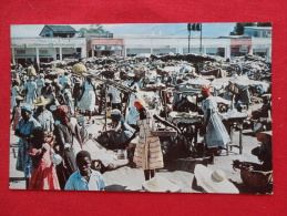 America > Antilles > Haiti  Port Au Prince  Open Market     Not Mailed    --     Ref 1014 - Haiti