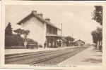 ST - JUST - ST - RAMBERT - SUR - LOIRE   ***  La Gare   ***  Belle  Cpa Petite Animation - Saint Just Saint Rambert