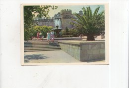 ZS38101 At The Fortress Wali Baku    2 Scans - Azerbaiyan