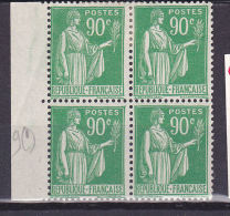 FRANCE N°367 90C VERT TYPE PAIX POINT DANS LE 0 DE 90 BLOC DE 4 NEUF AVEC CHARNIERE - Neufs