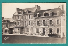 22 Chatelaudren Hôtel Du Commerce édit. Gaby 31  , Automobile Simca Aronde -  2 Scans - - Châtelaudren