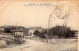 MENIL-LA-TOUR LA ROUTE DE LA GARE ET LE TERROIN - Briey