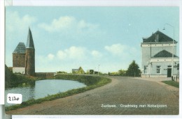 ZIERIKZEE * GRACHTWEG MET NOBELPOORT * ANSICHTKAART * CPA (2130) - Zierikzee