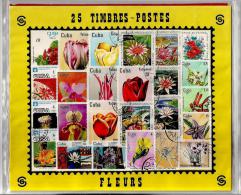 Timbre Pochette De 25  Timbres De Fleurs De CUBA Des Années 1980 - Blokken & Velletjes