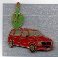 Pin´s  Automobile  Chrisler  Voyager  Rouge - Mitsubishi