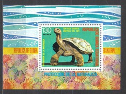 ANT15 - GUINEA EQUATORIALE ,tartaruga Il Foglietto Integro *** MNH. - Schildkröten