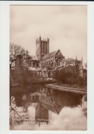 Swan Pool & Reflection Of Wells Cathedral United Kingdom Old PC - Wells