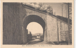 38 )) MOIRANS   LE VIADUC ET LA VILLE    TRAIN - Moirans