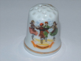 Dé à Coudre En Porcelaine - CATALUNYA - B16 - Thimbles